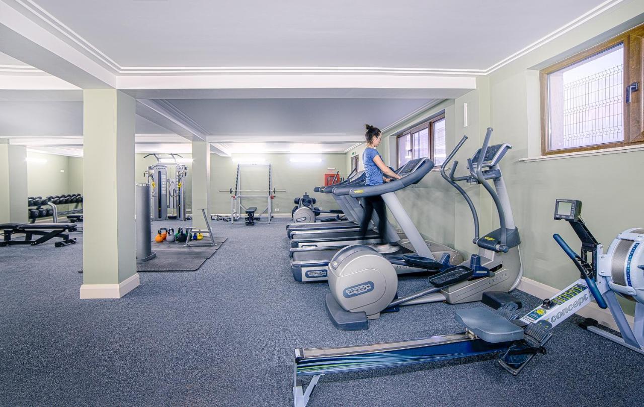 The Frontier Hotel Siret エクステリア 写真