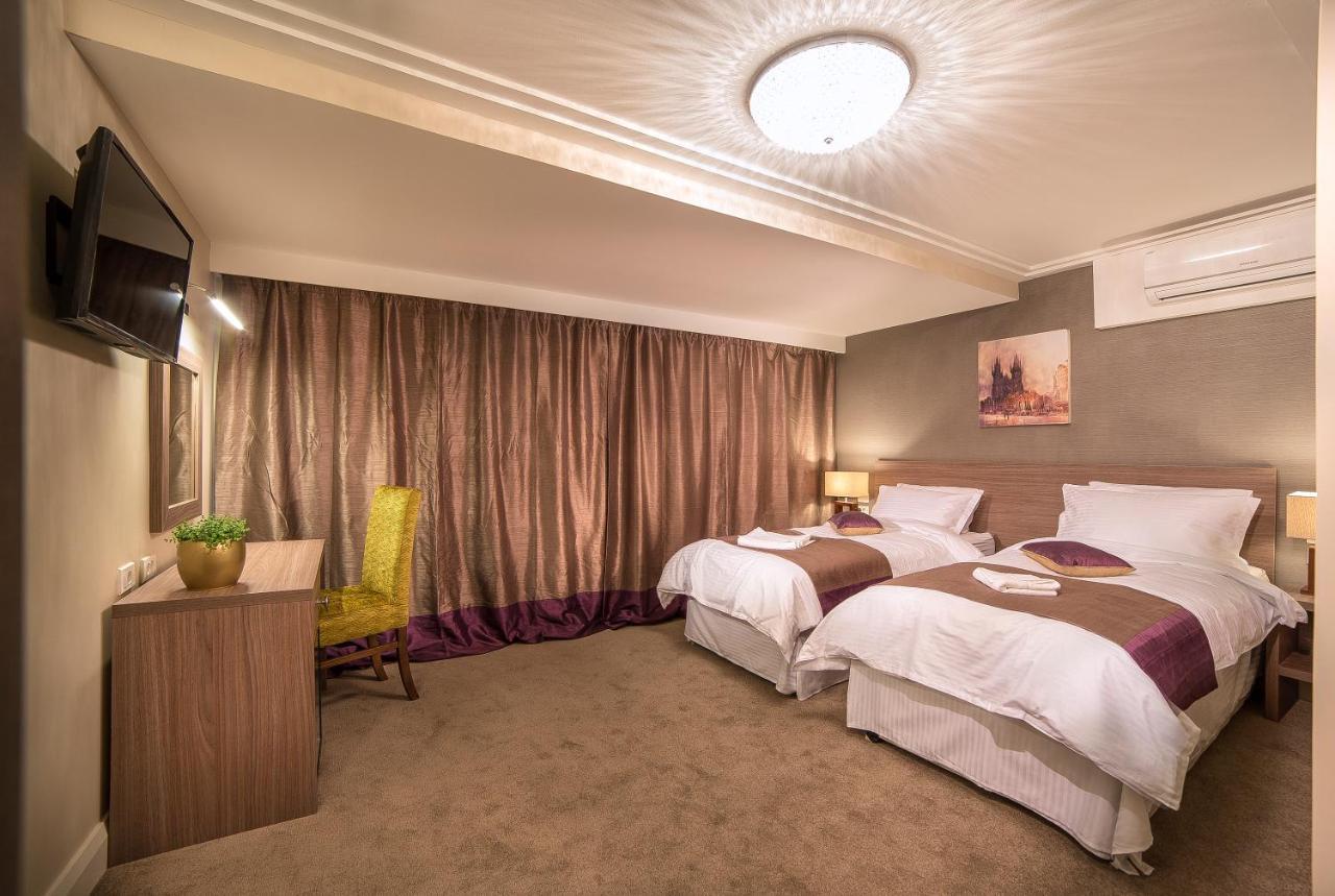 The Frontier Hotel Siret エクステリア 写真